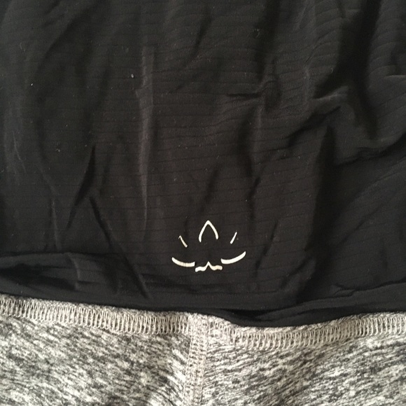 Beyond the Bump Spacedye Love Cropped Leggings - Picture 4 of 8